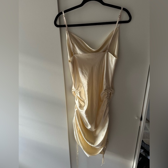 Bella Mae Silk Dress - Picture 3 of 6